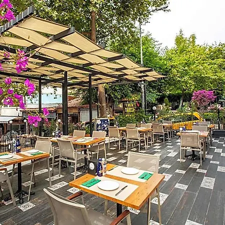 Eliada 酒店